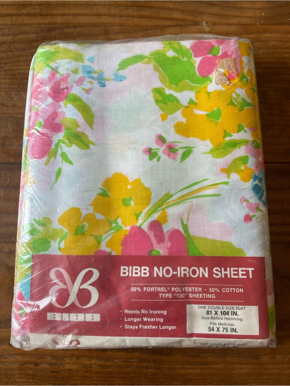 Vintage BIBB No-Iron Floral Sheet , One Double Size Flat 81x104” Bedding